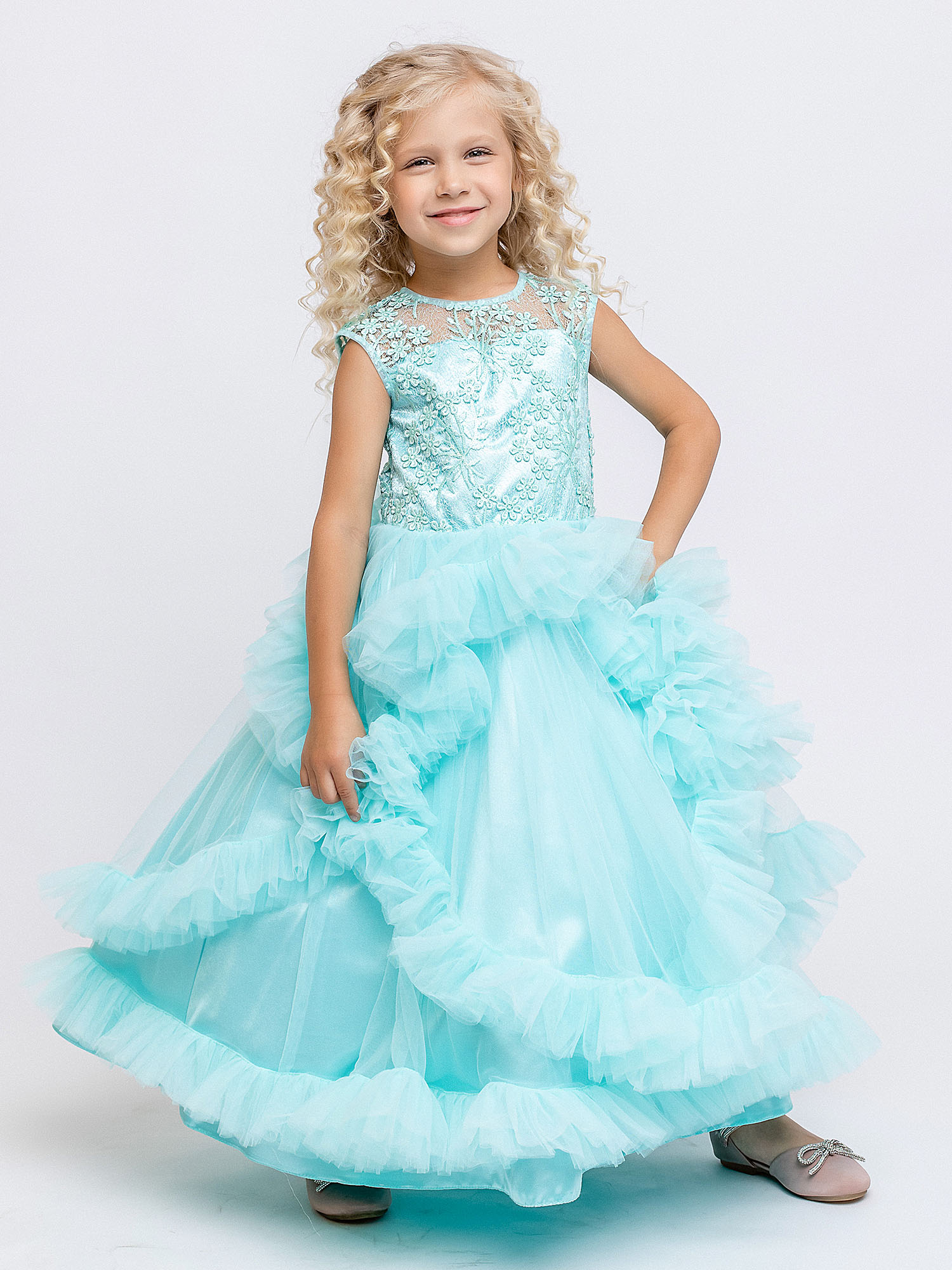 Изображение товара Платье для девочки с пышной юбкой и ярким цветочным узором 116 размер