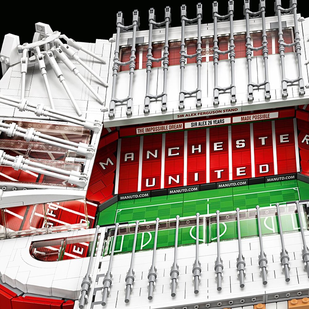 Конструктор LEGO Creator 2923 дет. - фото 1