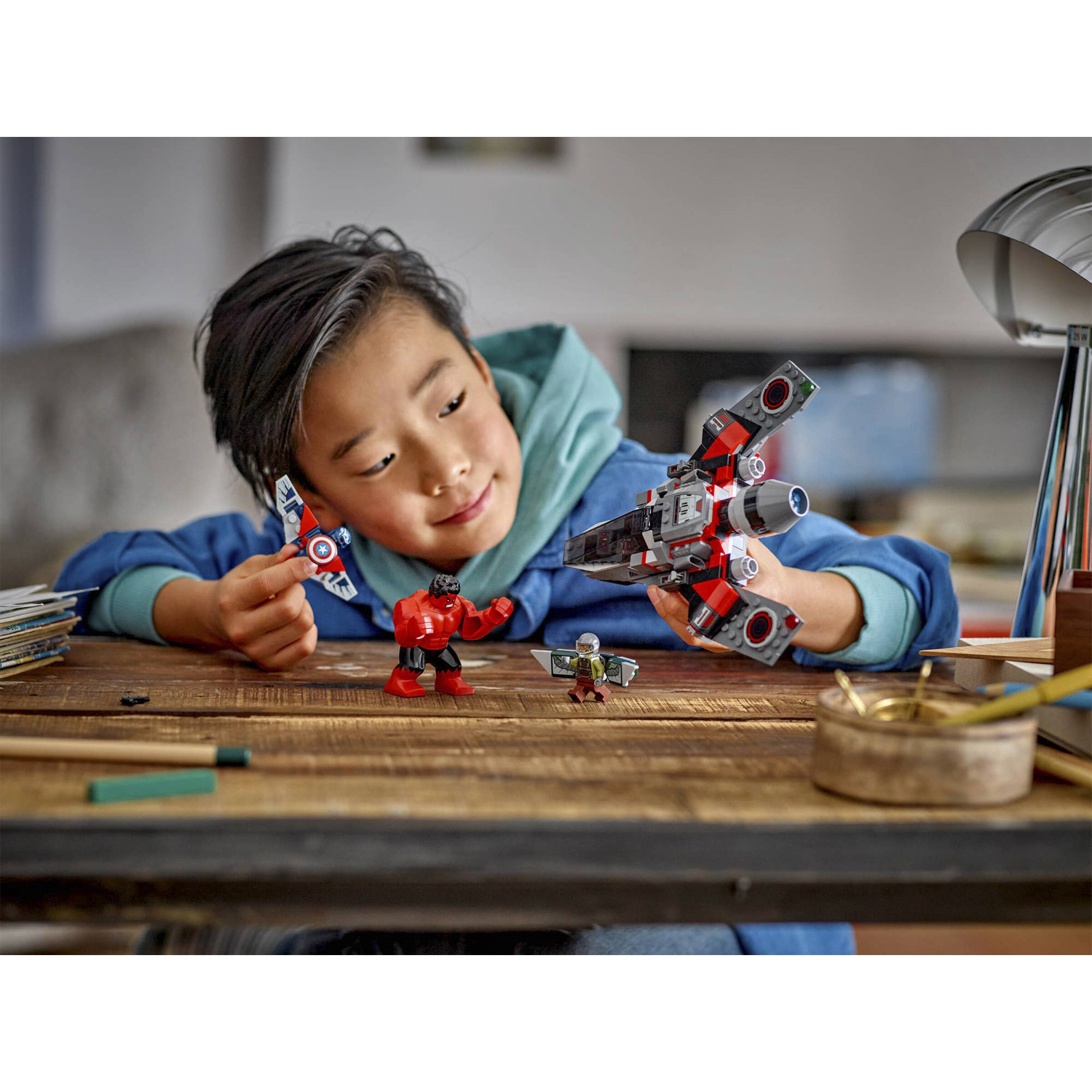 Конструктор LEGO Marvel Super Heroes 905 дет. - фото 12