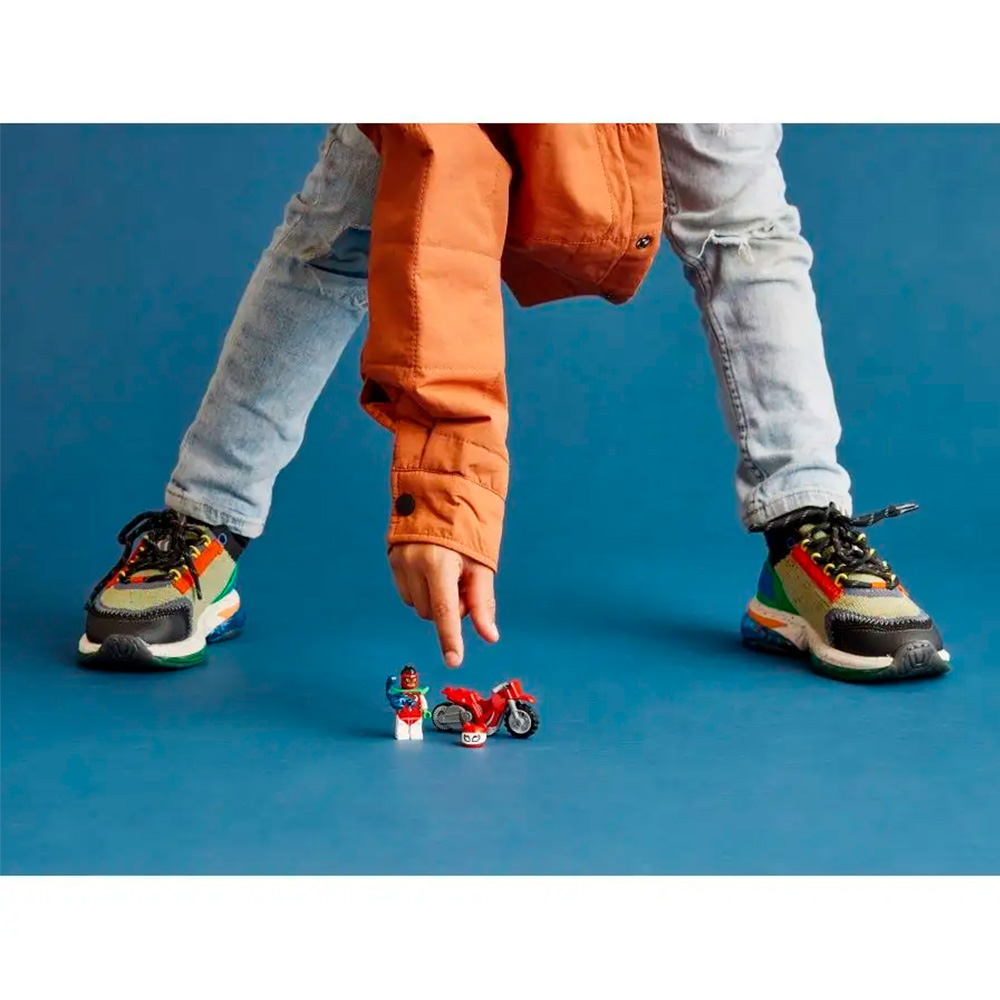 Конструктор LEGO City Reckless Scorpion Stunt Bike 15 дет. - фото 6