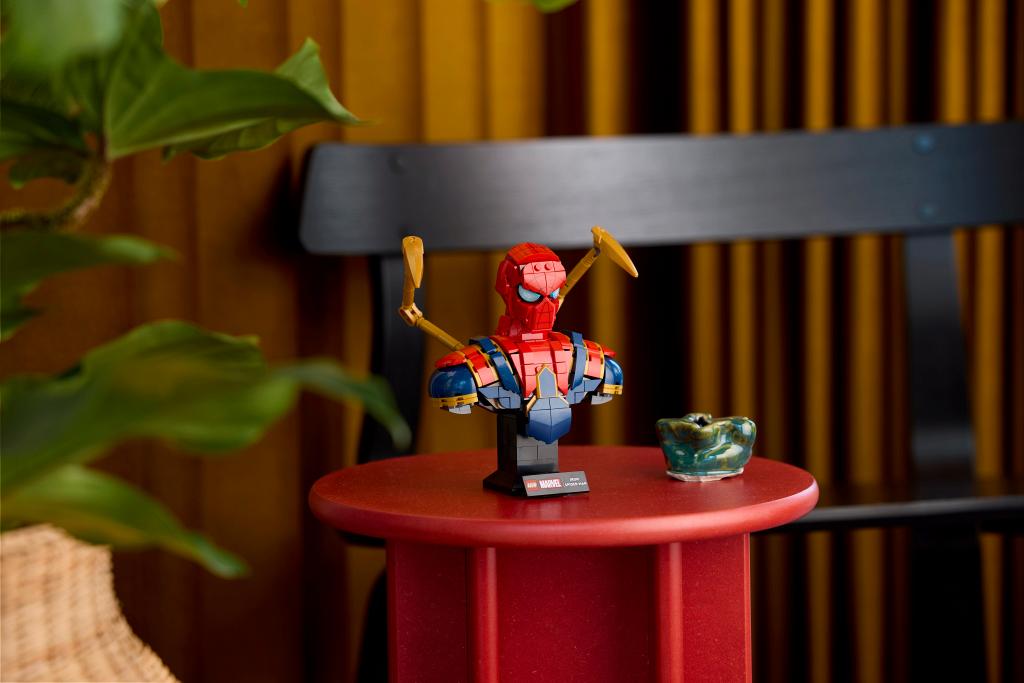 Конструктор LEGO Marvel Super Heroes 76326 379 дет. - фото 4