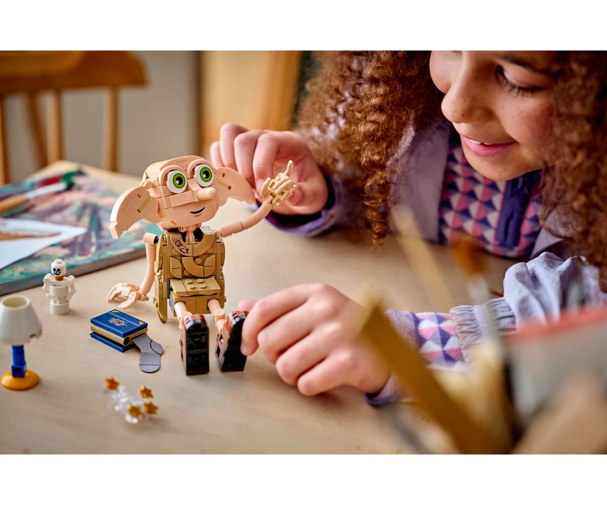 Конструктор LEGO Harry Potter Добби свободный эльф 379 дет. - фото 13