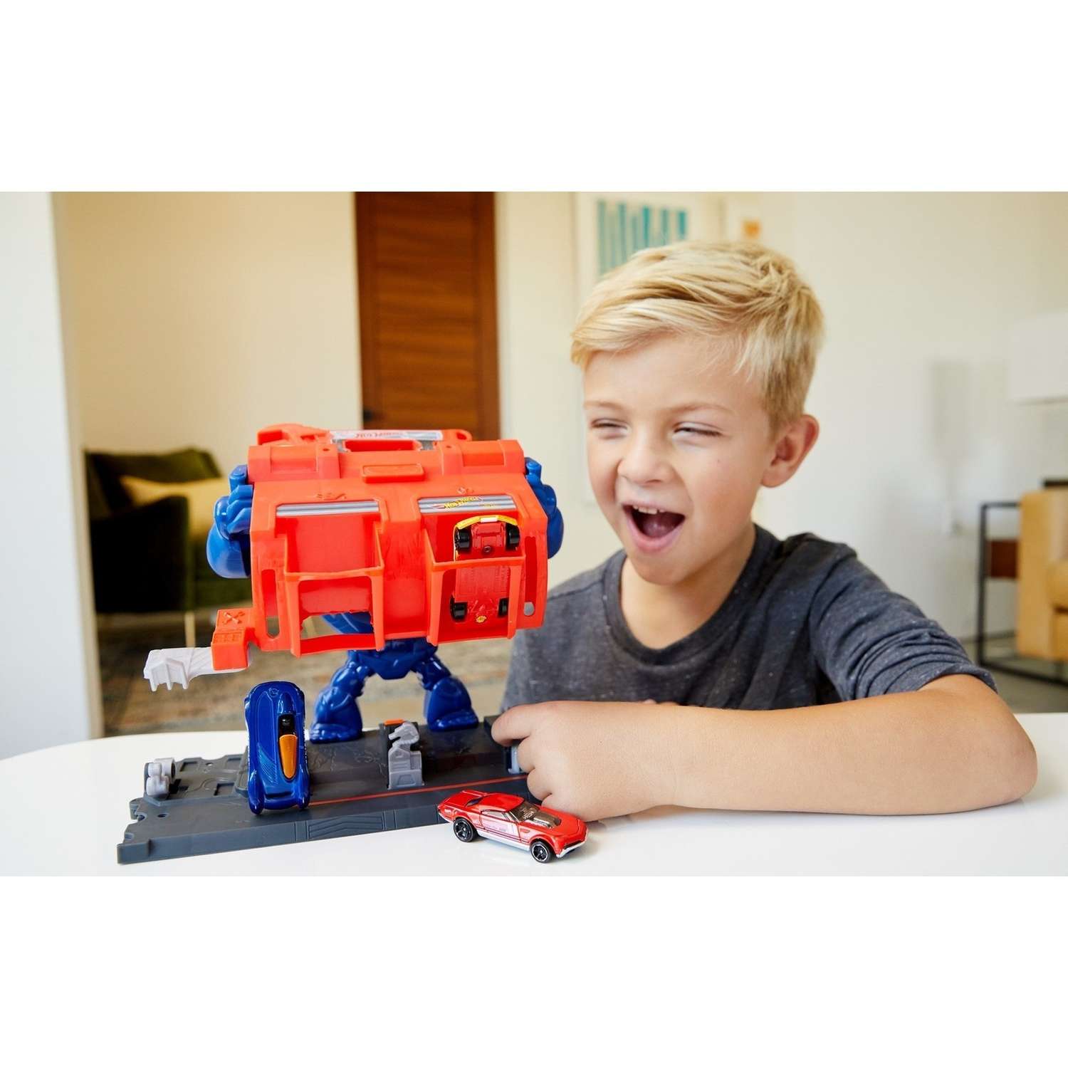 Трек Hot Wheels Атака гориллы FNB05 - фото 8