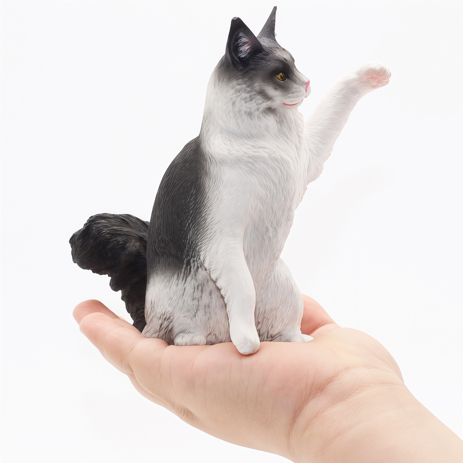 Фигурка Детское Время Кошка бело-серая (играет) - фото 4