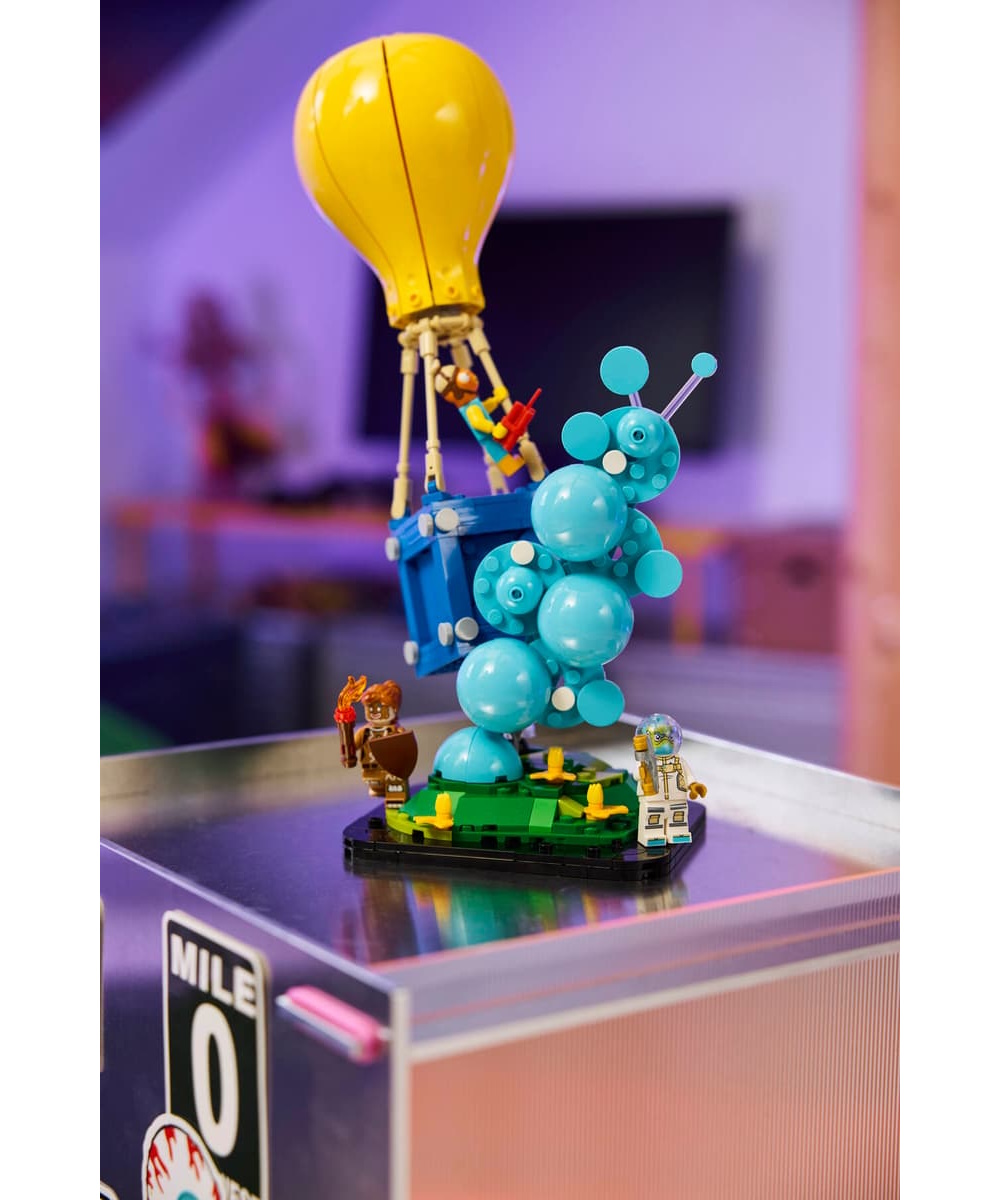 Конструктор LEGO Fortnite Сброс припасов 314 дет. - фото 12