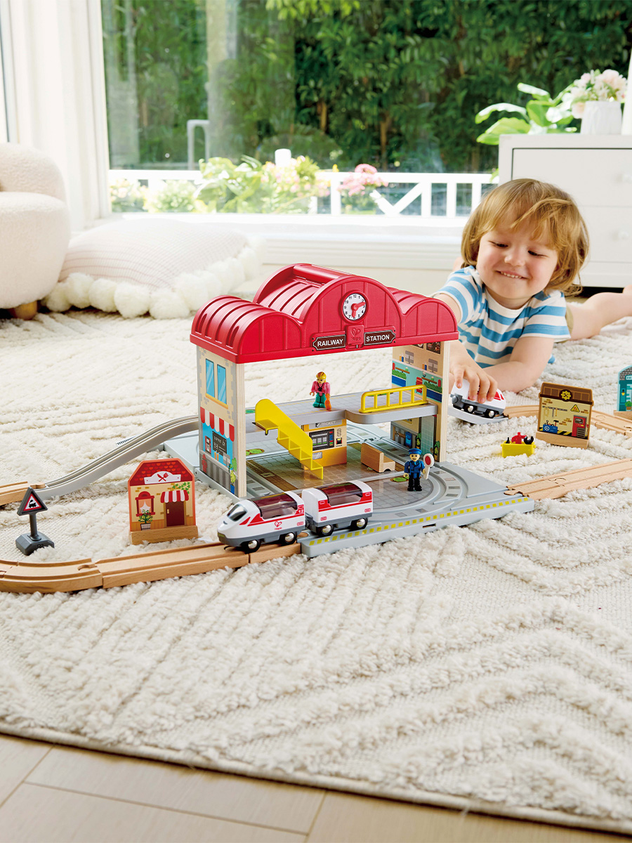 Набор железнодорожный Hape E3877_HP - фото 1