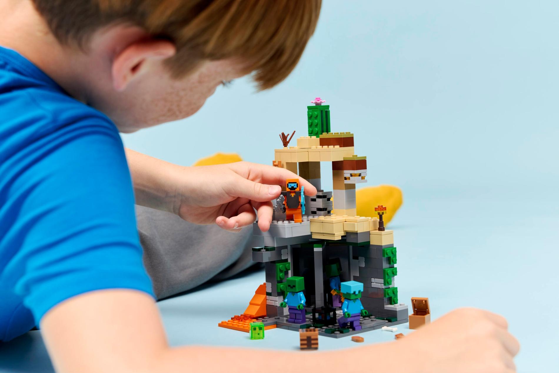 Конструктор LEGO Minecraft 21587 284 дет. - фото 4