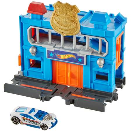 Трек Hot Wheels Прорыв полицейского участка