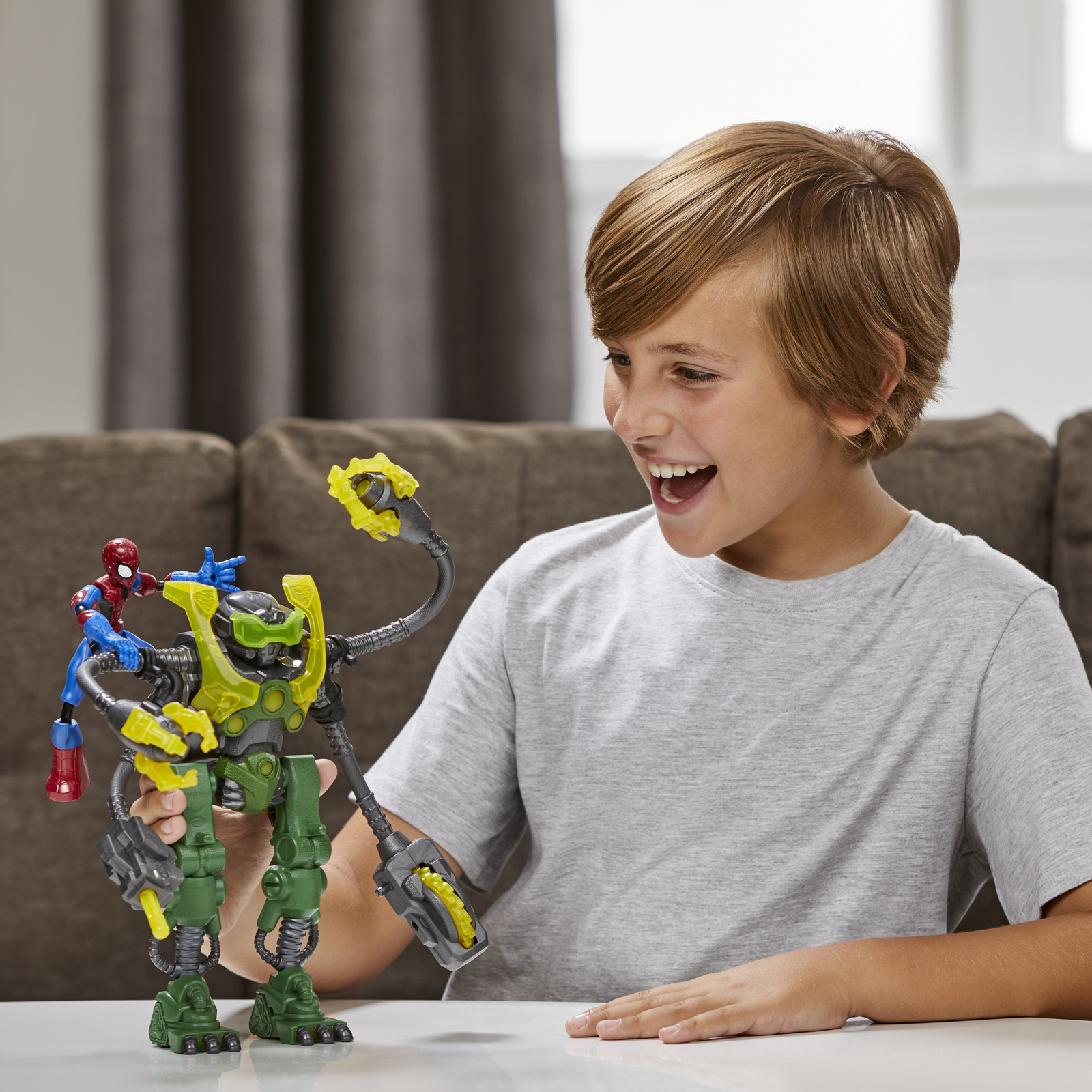 Игровой набор Hasbro Бенди Окто Бот и Человек-паук - фото 9