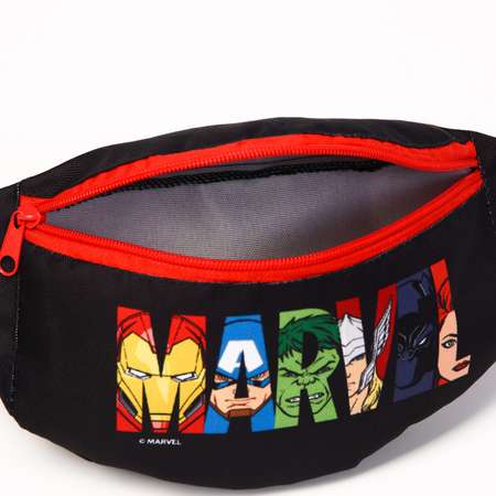 Сумка Marvel поясная