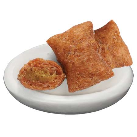 Лакомство для кошек Triol Snack Bar 30г мини-подушечки с начинкой из кролика
