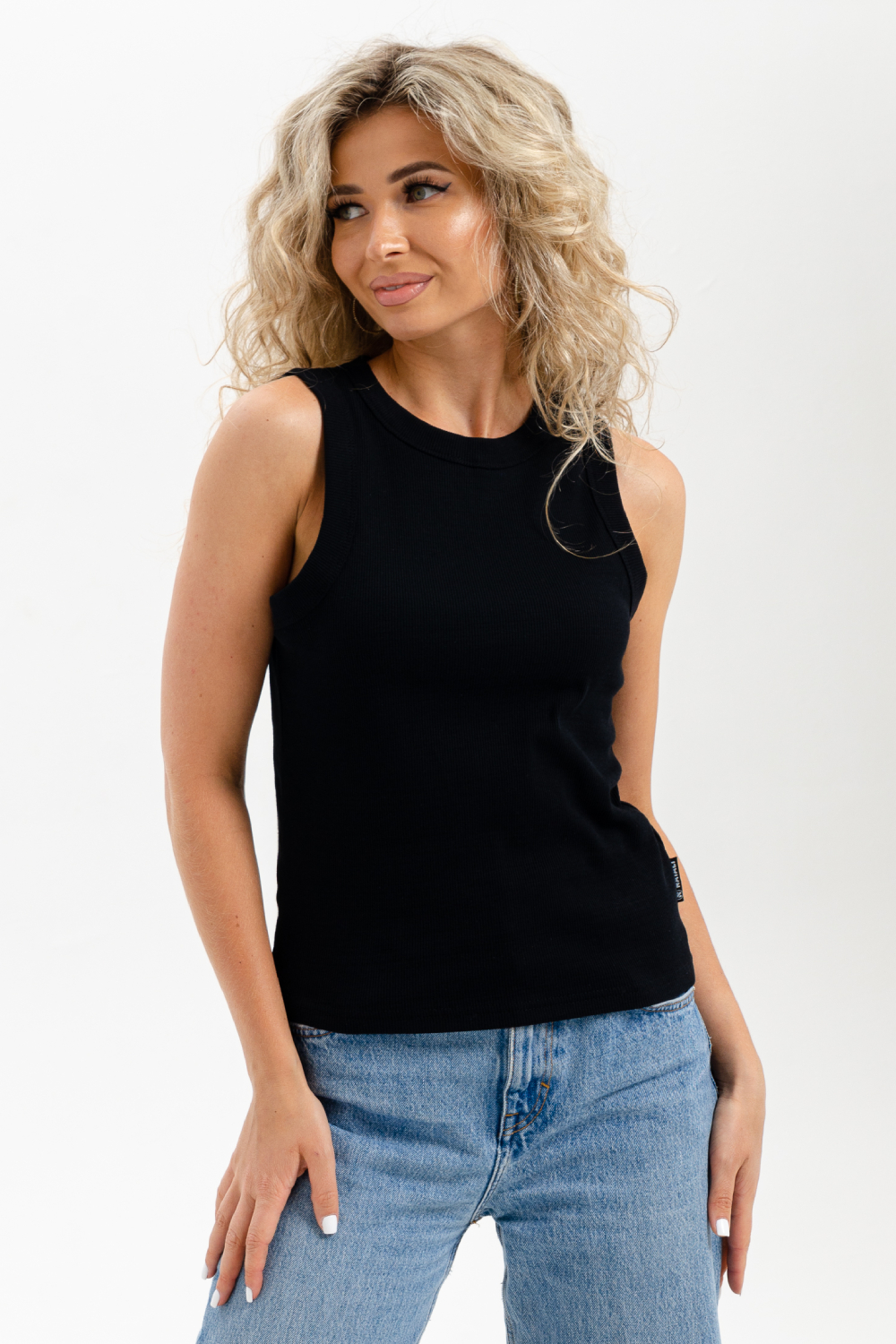 Изображение товара Майка Натали Суслова Женская безрукавка Круглый вырез Эластичность Изображение товара Майка Натали Суслова Женская безрукавка Круглый вырез Эластичность