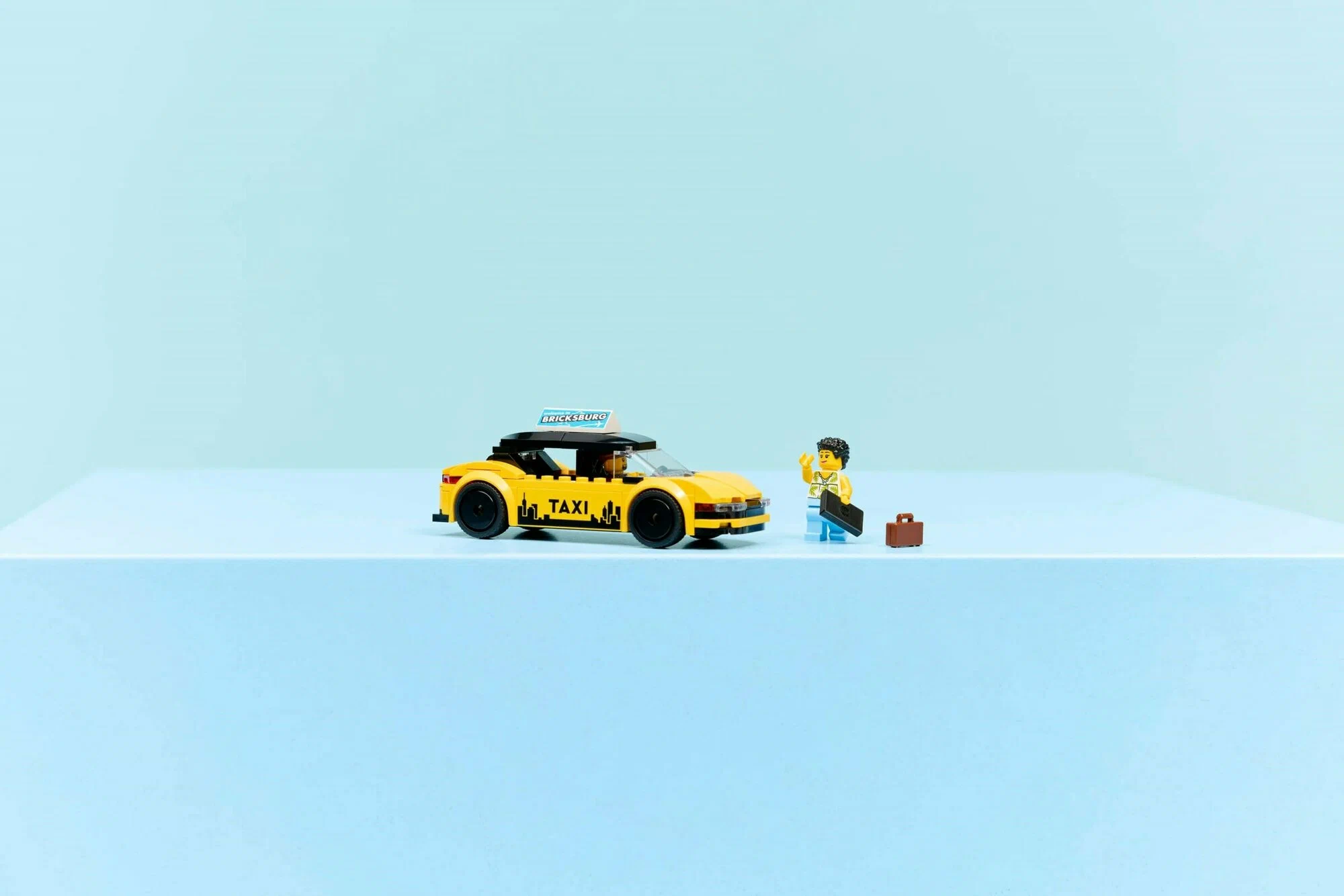 Конструктор LEGO City Желтое такси 60487 122 дет. - фото 9