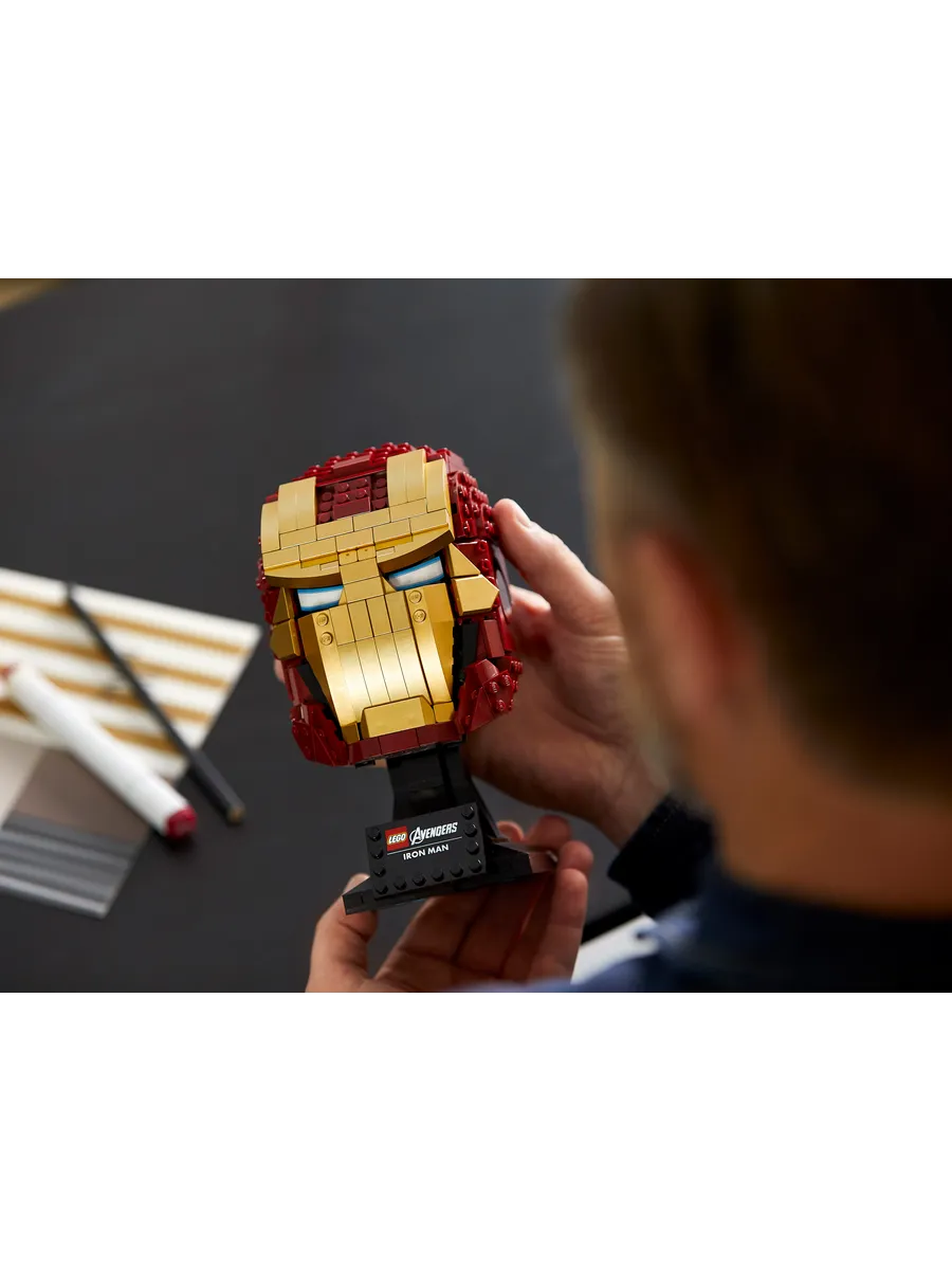 Конструктор LEGO Marvel Super Heroes Шлем Железного Человека 480 дет. - фото 7