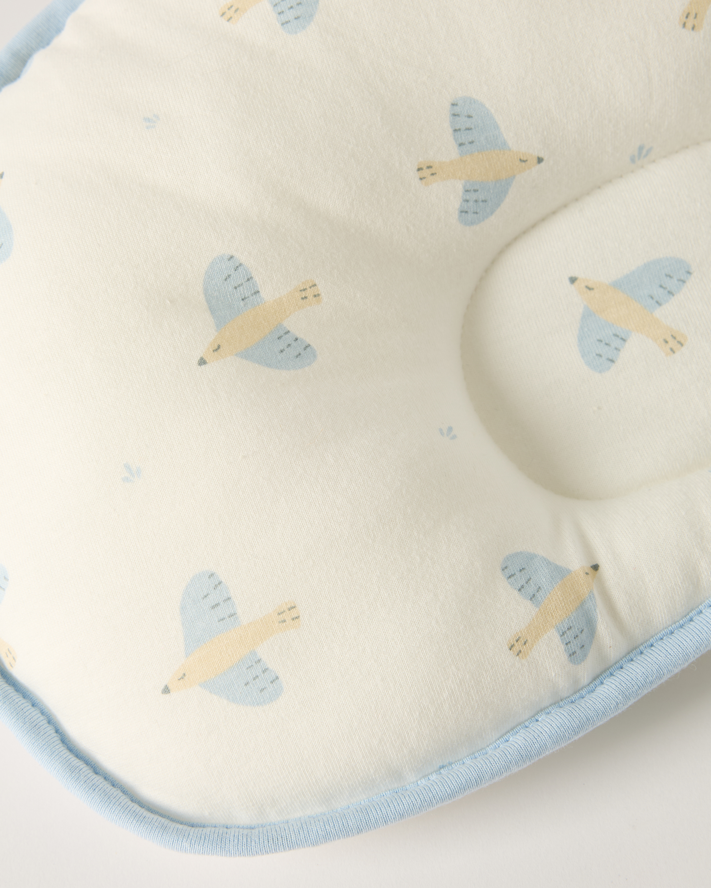 Подушка BabyGo для новорожденных - фото 2