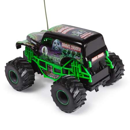 Автомобиль РУ New Bright 1:24 в ассортименте