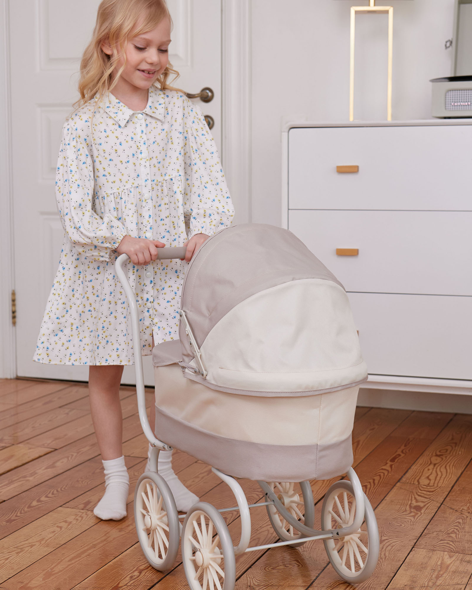 Коляска-люлька для кукол Demi Star 9678 beige/white - фото 12