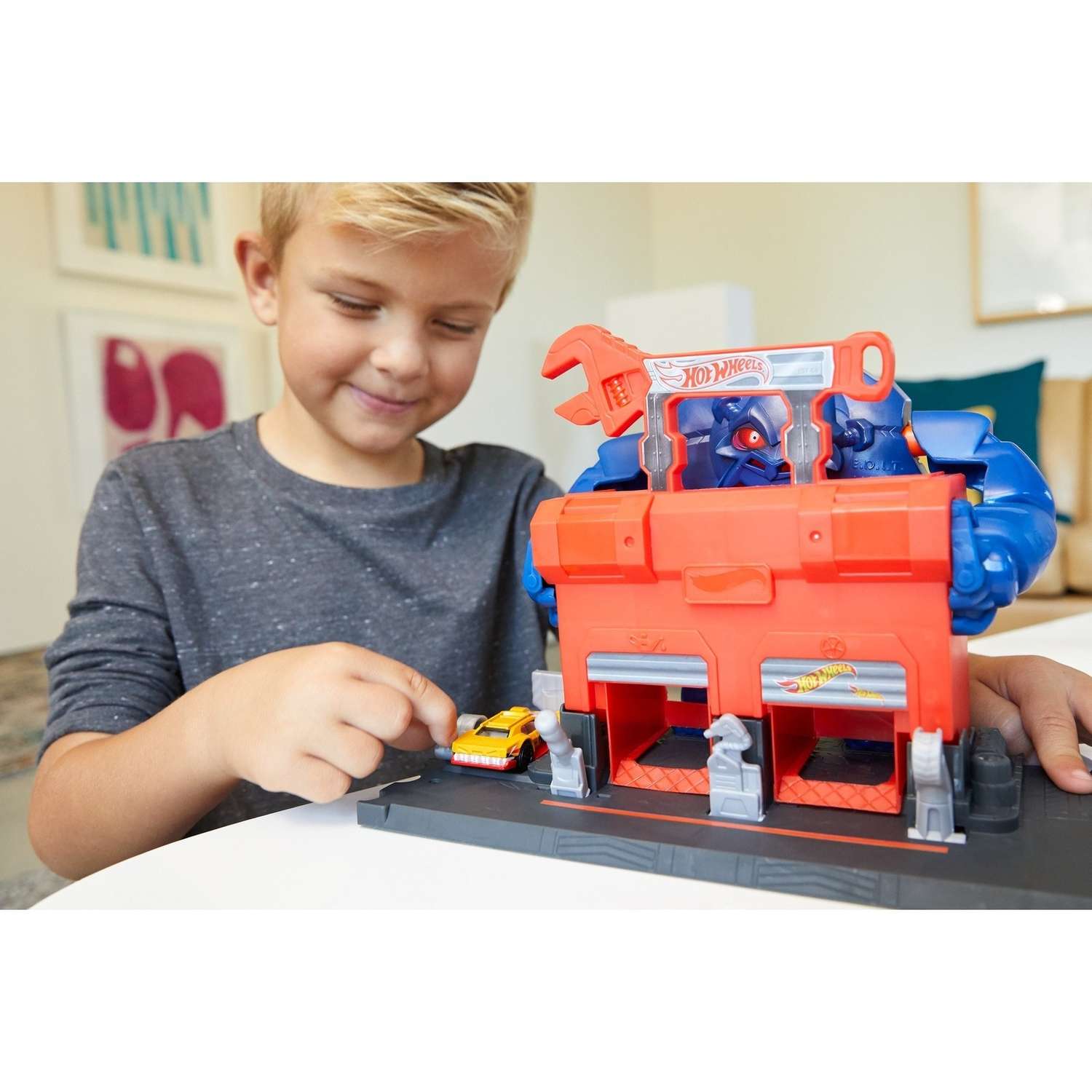 Трек Hot Wheels Атака гориллы FNB05 - фото 9