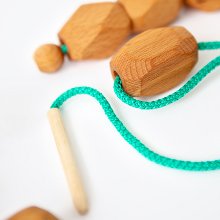 Игрушка Mag Wood шнуровка