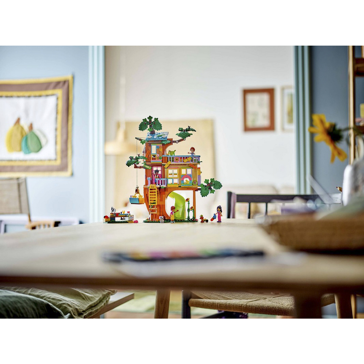 Конструктор LEGO Friends Вечеринка в домике на дереве 701 дет. - фото 3