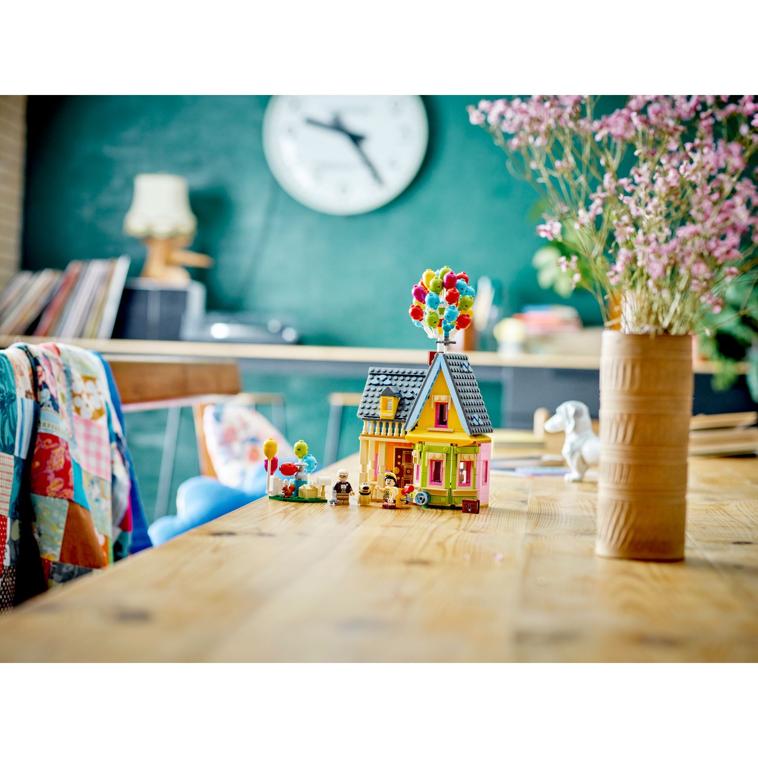 Конструктор LEGO Classic Disney Up House​ 598 дет. - фото 8