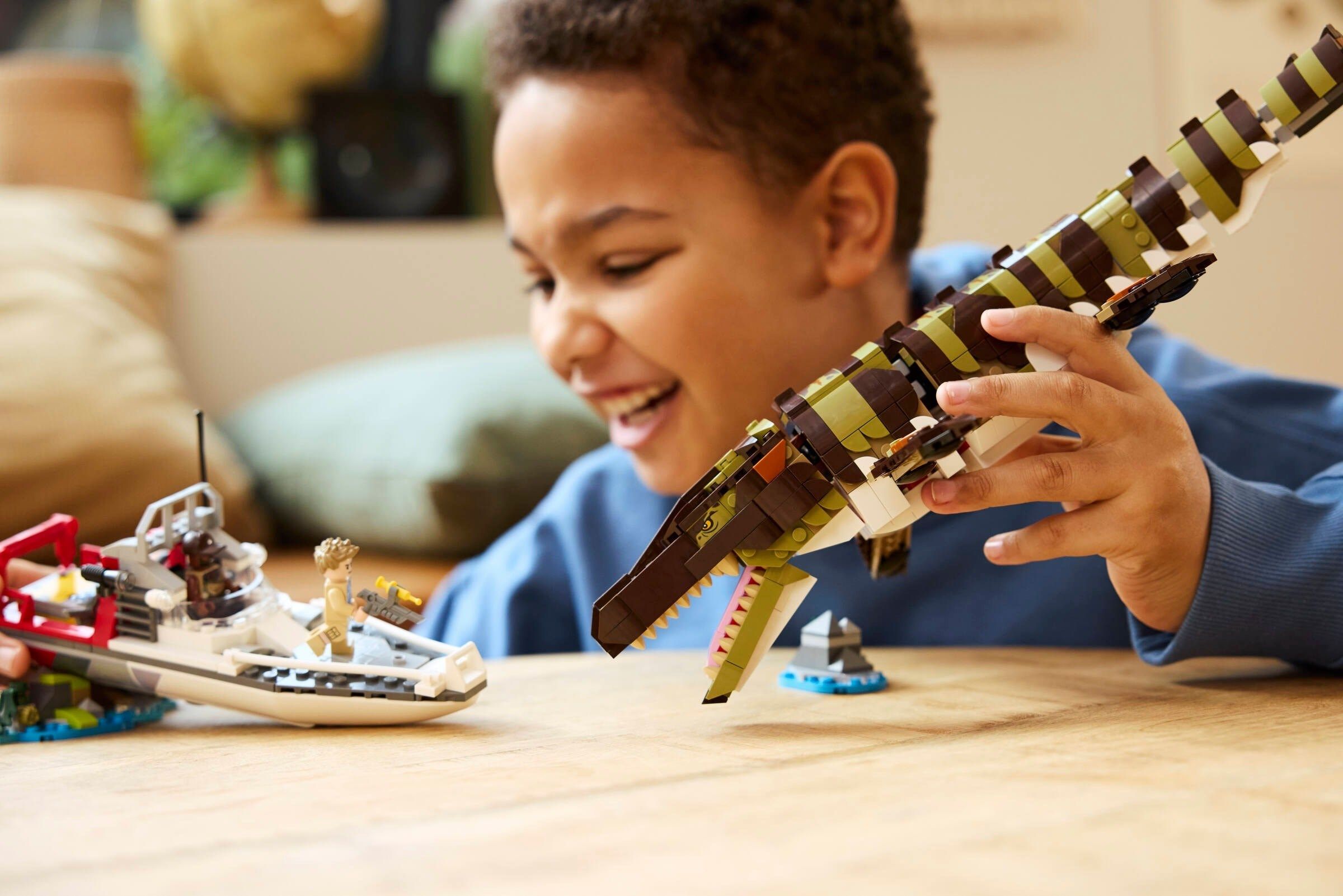 Конструктор LEGO Jurassic World 858 дет. - фото 5