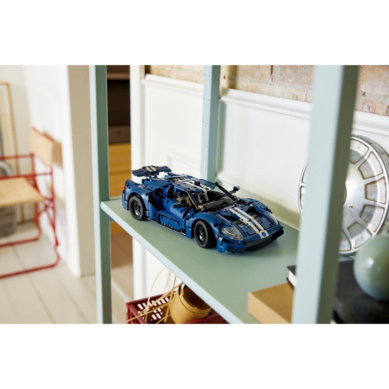 Конструктор LEGO Technic Ford GT блочный - фото 11