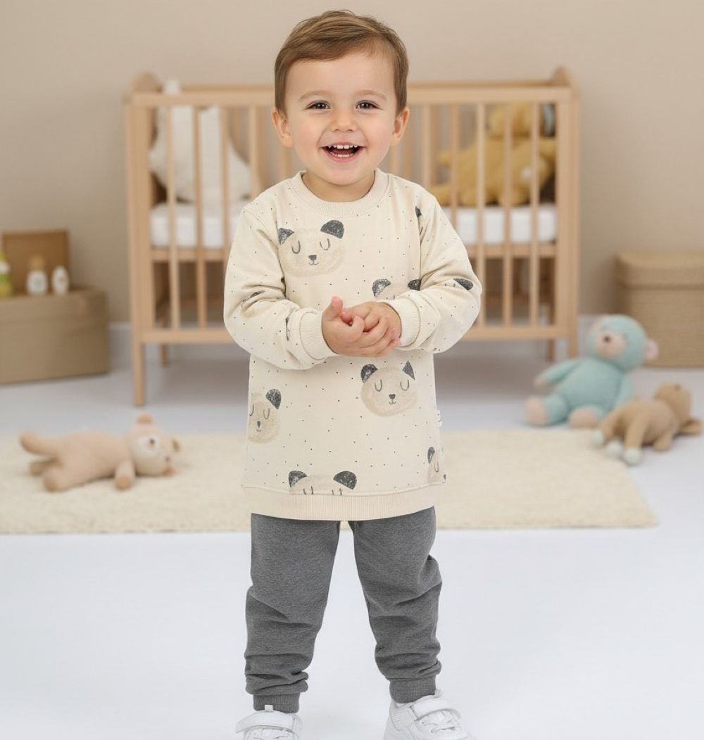 Изображение товара Спортивный костюм для малышей из хлопка Deiko Baby 74 бежевый с принтом Изображение товара Спортивный костюм для малышей из хлопка Deiko Baby 74 бежевый с принтом