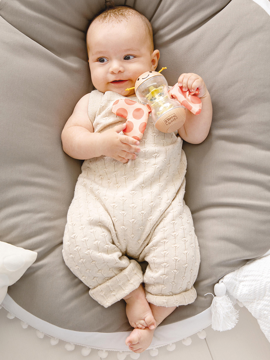 Игрушка Hape погремушка Бисерный дождь Бабочка - фото 4