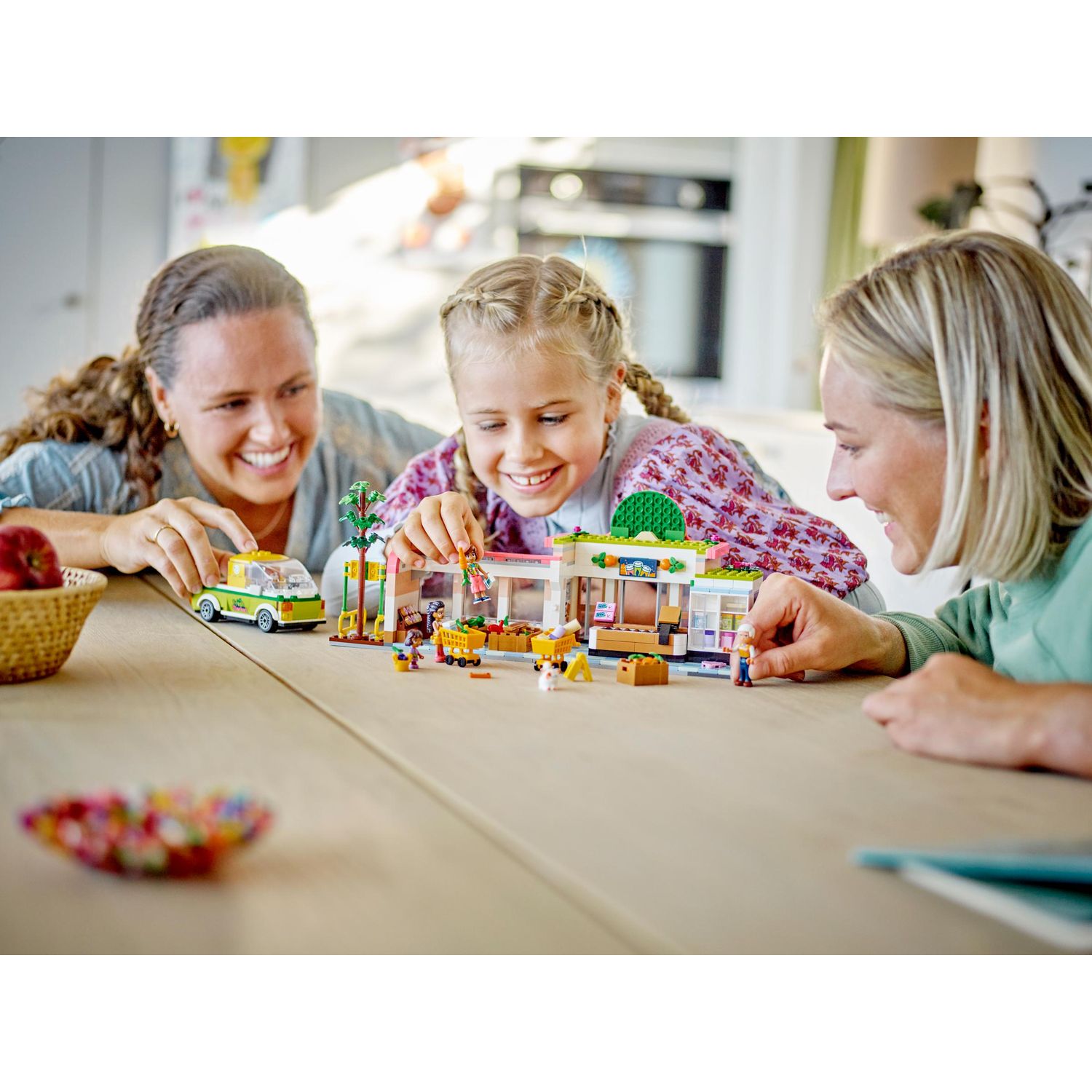 Конструктор LEGO Friends Магазин органических продуктов - фото 11