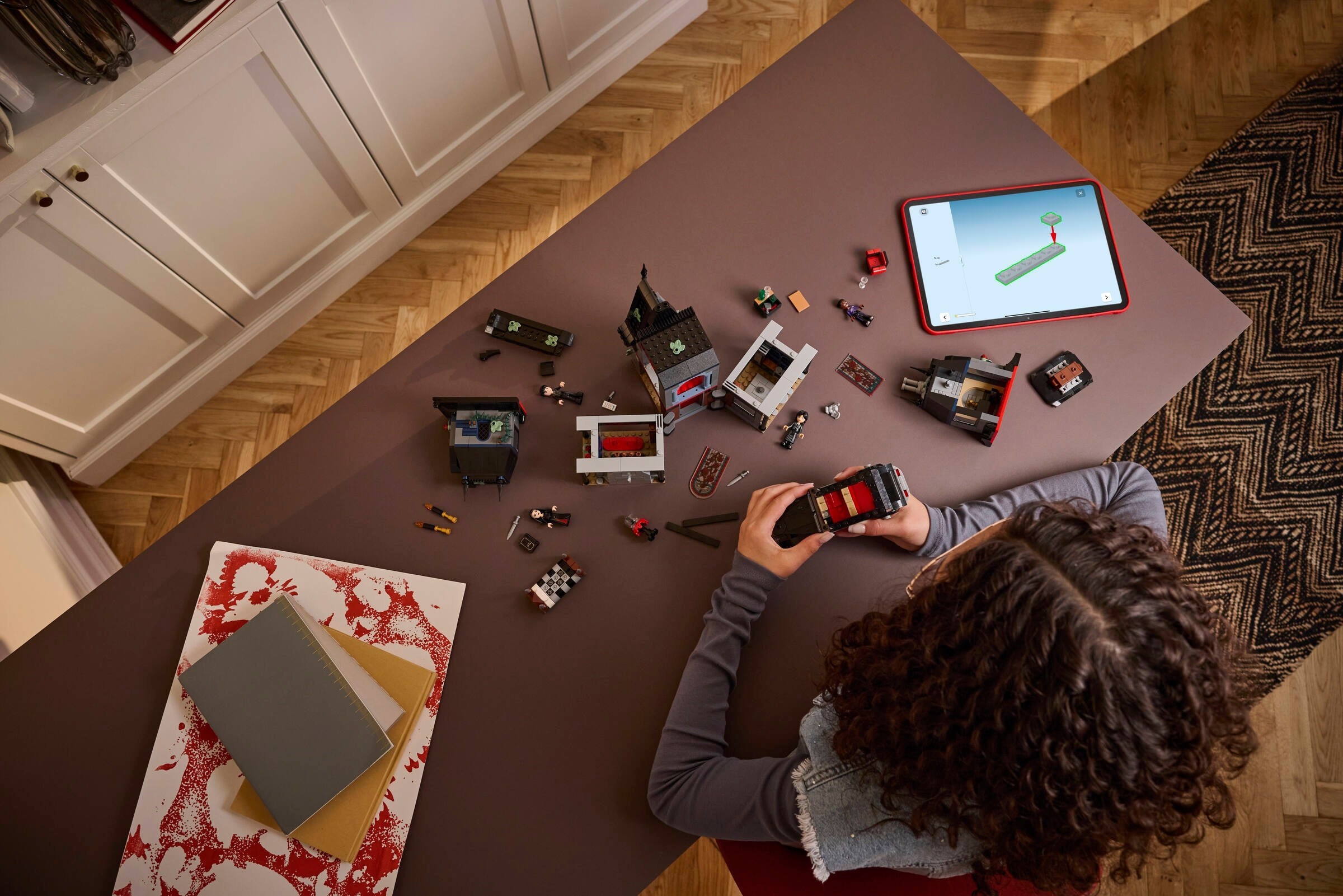 Конструктор LEGO Ideas 76786 1002 дет. - фото 3