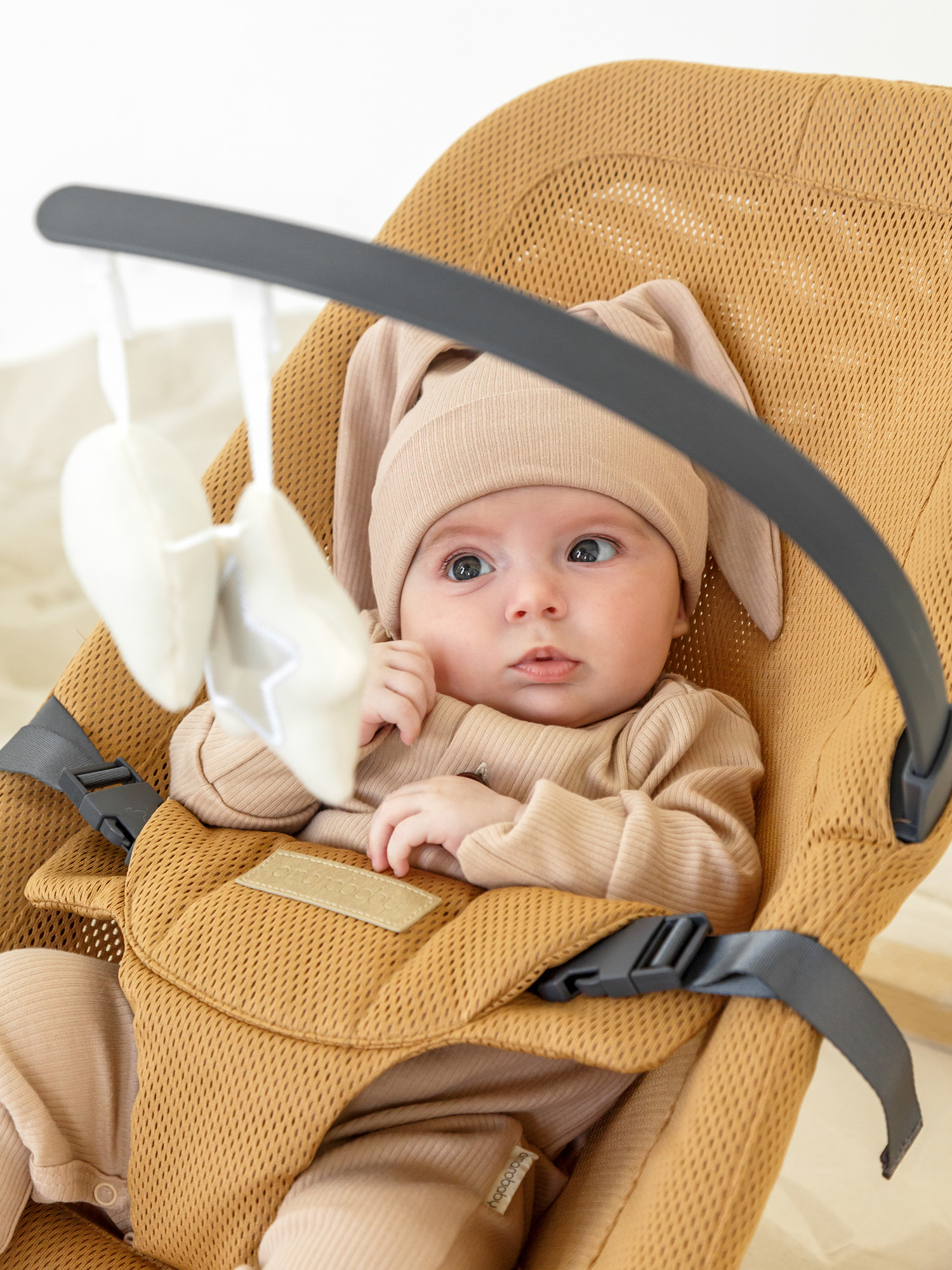 Шезлонг Amarobaby Baby relax бежевый - фото 11