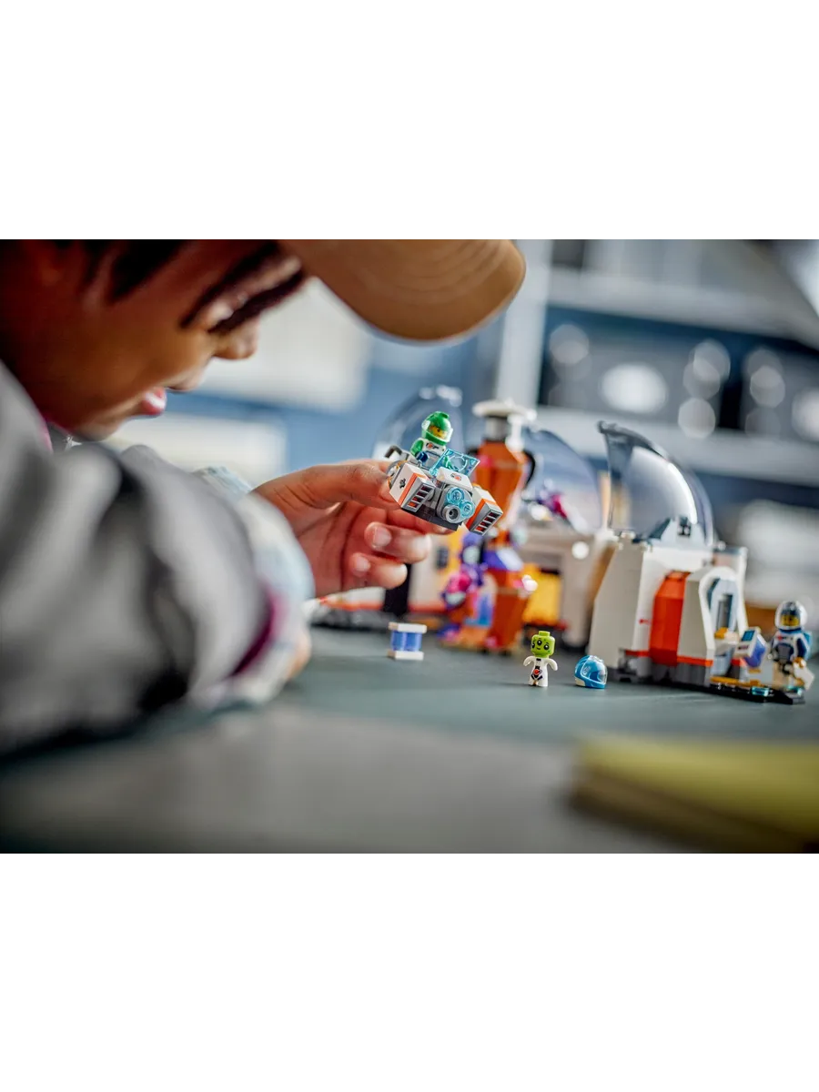 Конструктор LEGO City 560 дет. - фото 10