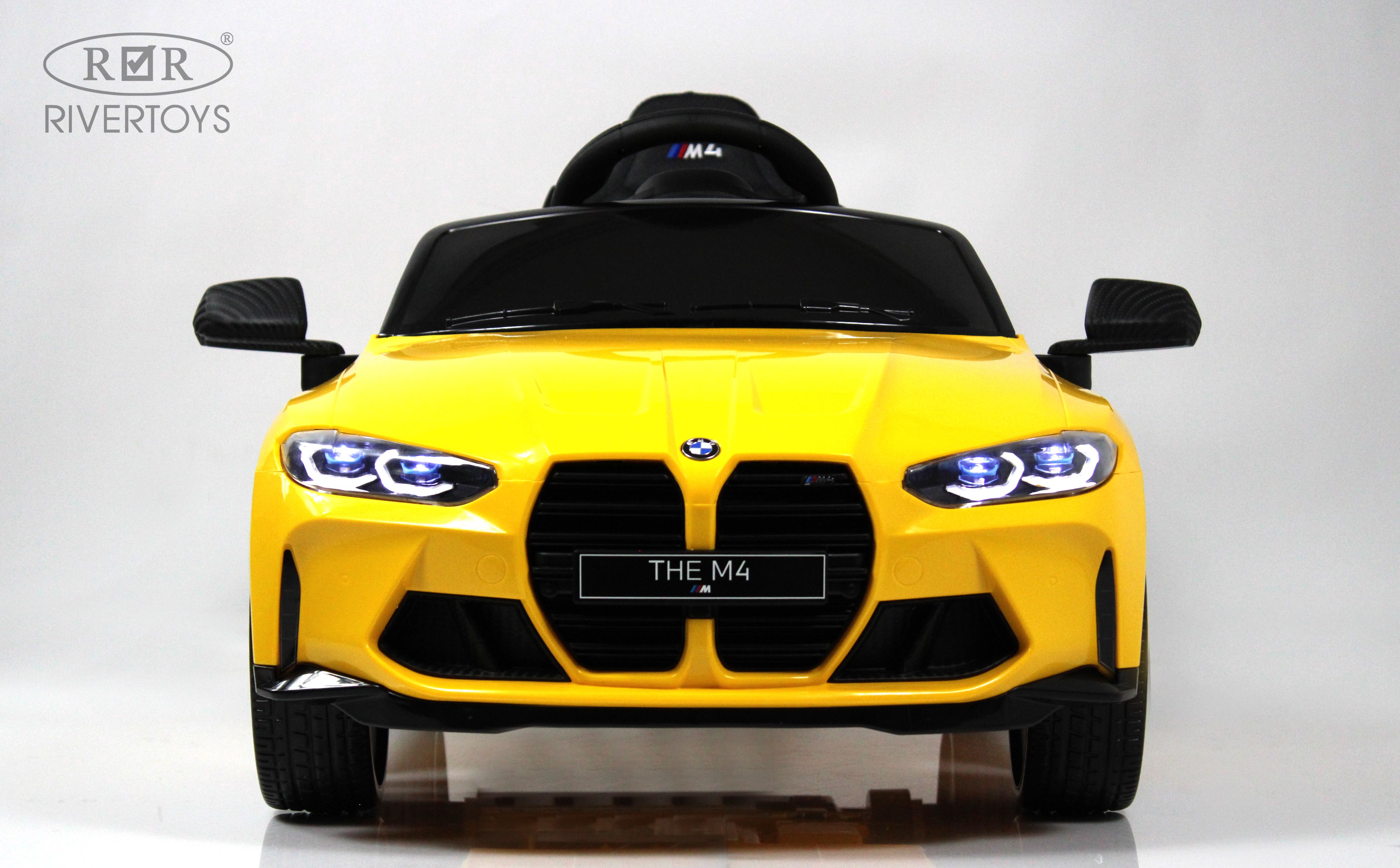 Электромобиль RIVERTOYS BMW A004AA-BMW-YELLOW С пультом ДУ - фото 4