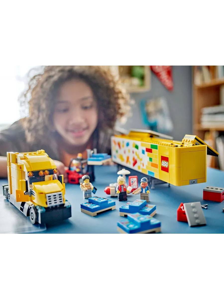 Конструктор LEGO City 1061 дет. - фото 5