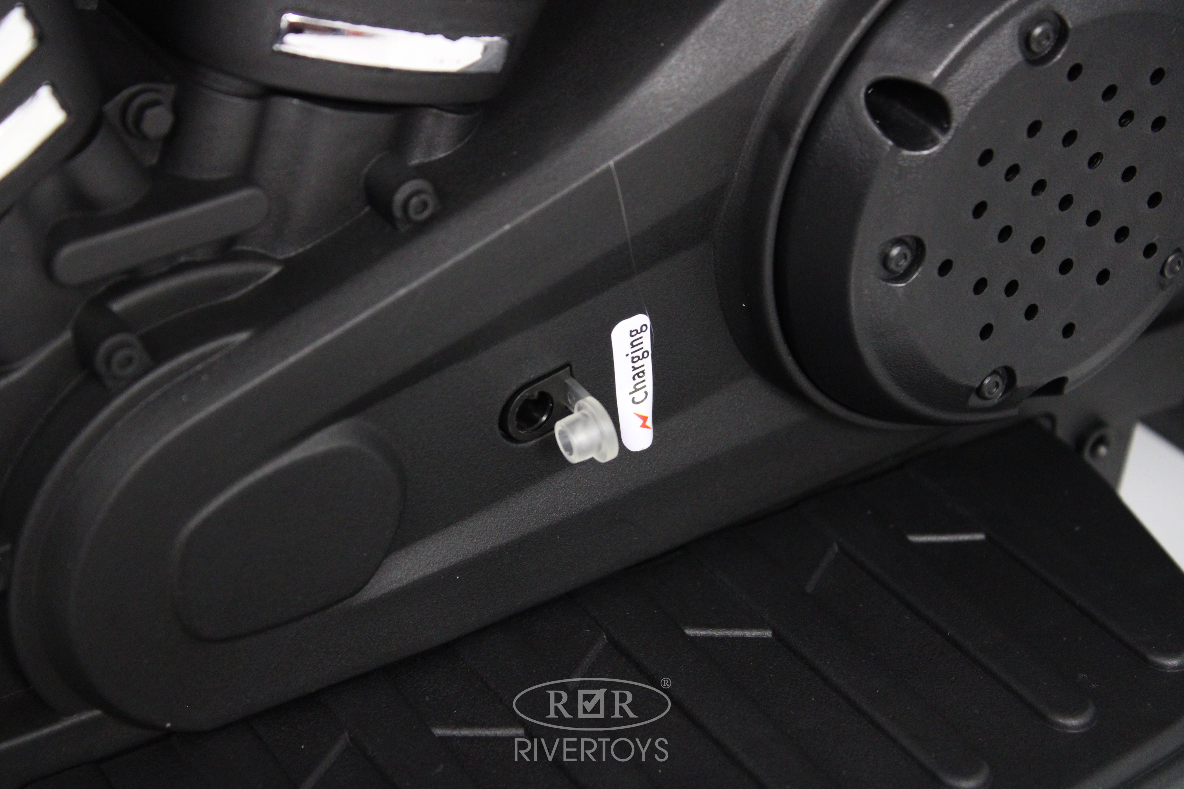 Электромобиль RIVERTOYS G500GG-GREEN - фото 8