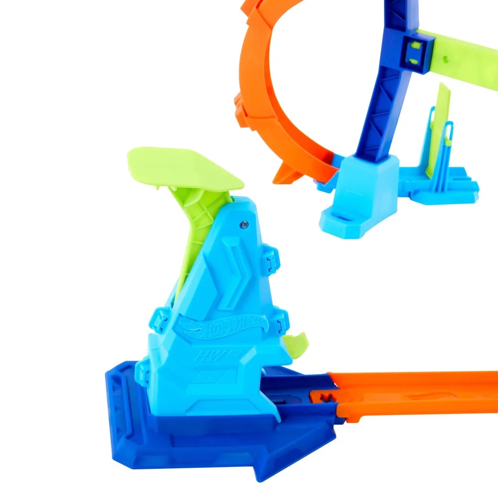 Трек Hot Wheels Чемпион по прыжкам с трамплина GBF81/JFH36 - фото 4