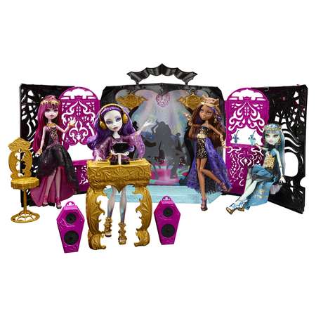Домик для кукол Monster High