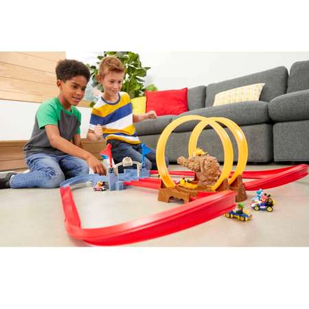 Трек Hot Wheels Bowsers Castle Chaos