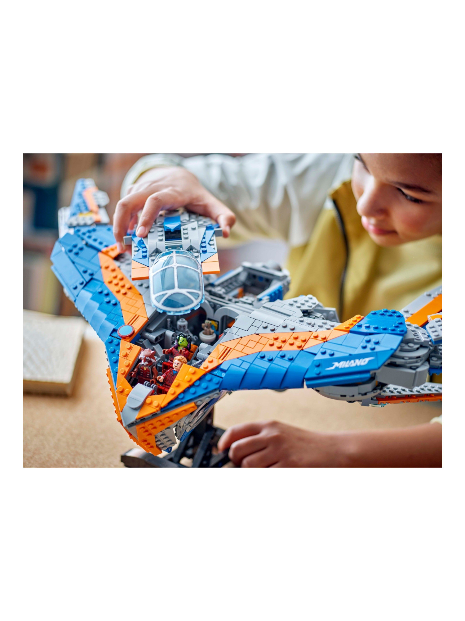 Конструктор LEGO Marvel Super Heroes Милано 2090 дет. - фото 5