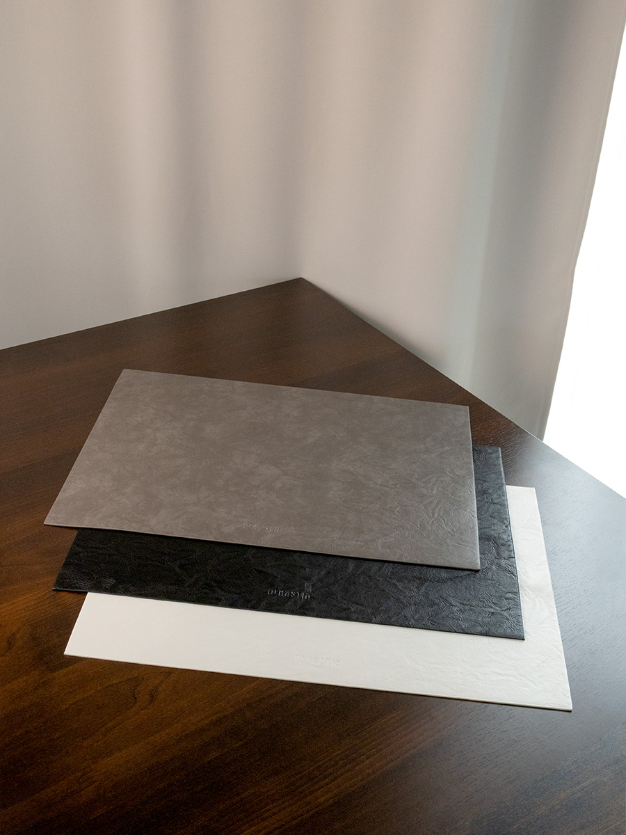 Салфетка сервировочная DeNASTIA Металлик 45x32 см экокожа серый E000581 - фото 4