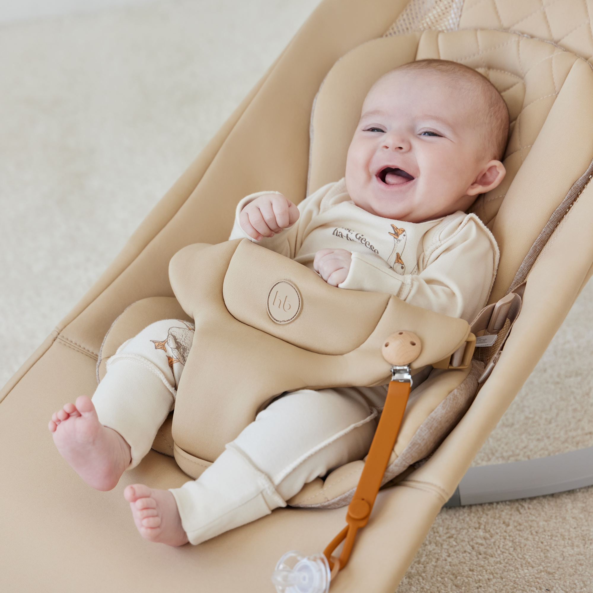 Детский шезлонг Happy Baby Hugger - фото 18