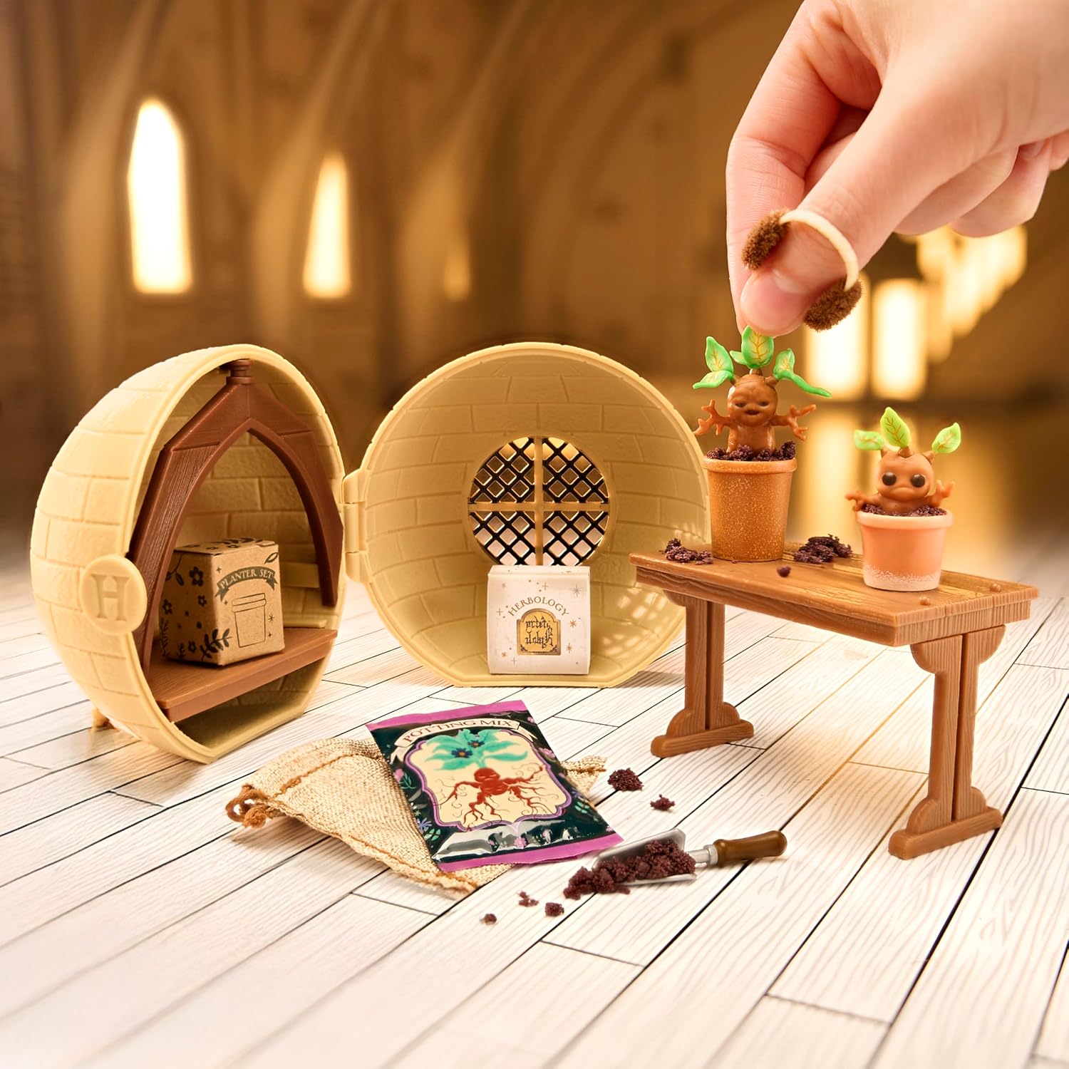 Игровой набор MGA mini verse Back to Hogwarts - фото 5