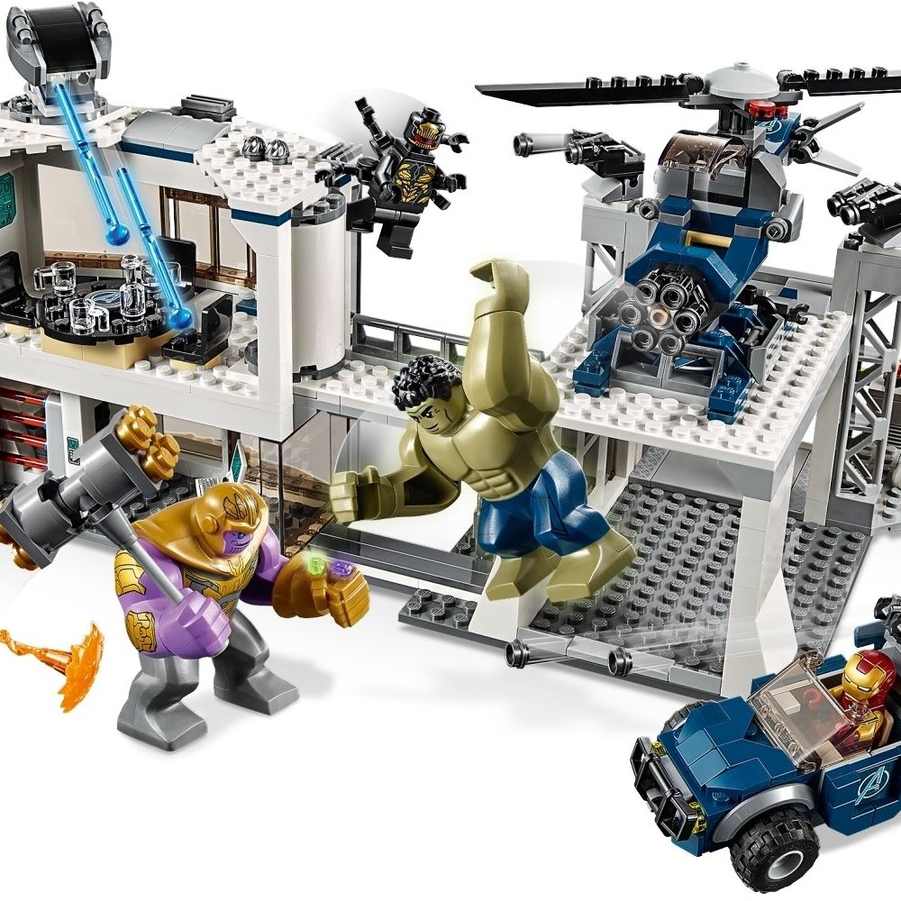 Конструктор LEGO Marvel Super Heroes Битва на базе Мстителей 76131 371 дет. - фото 5