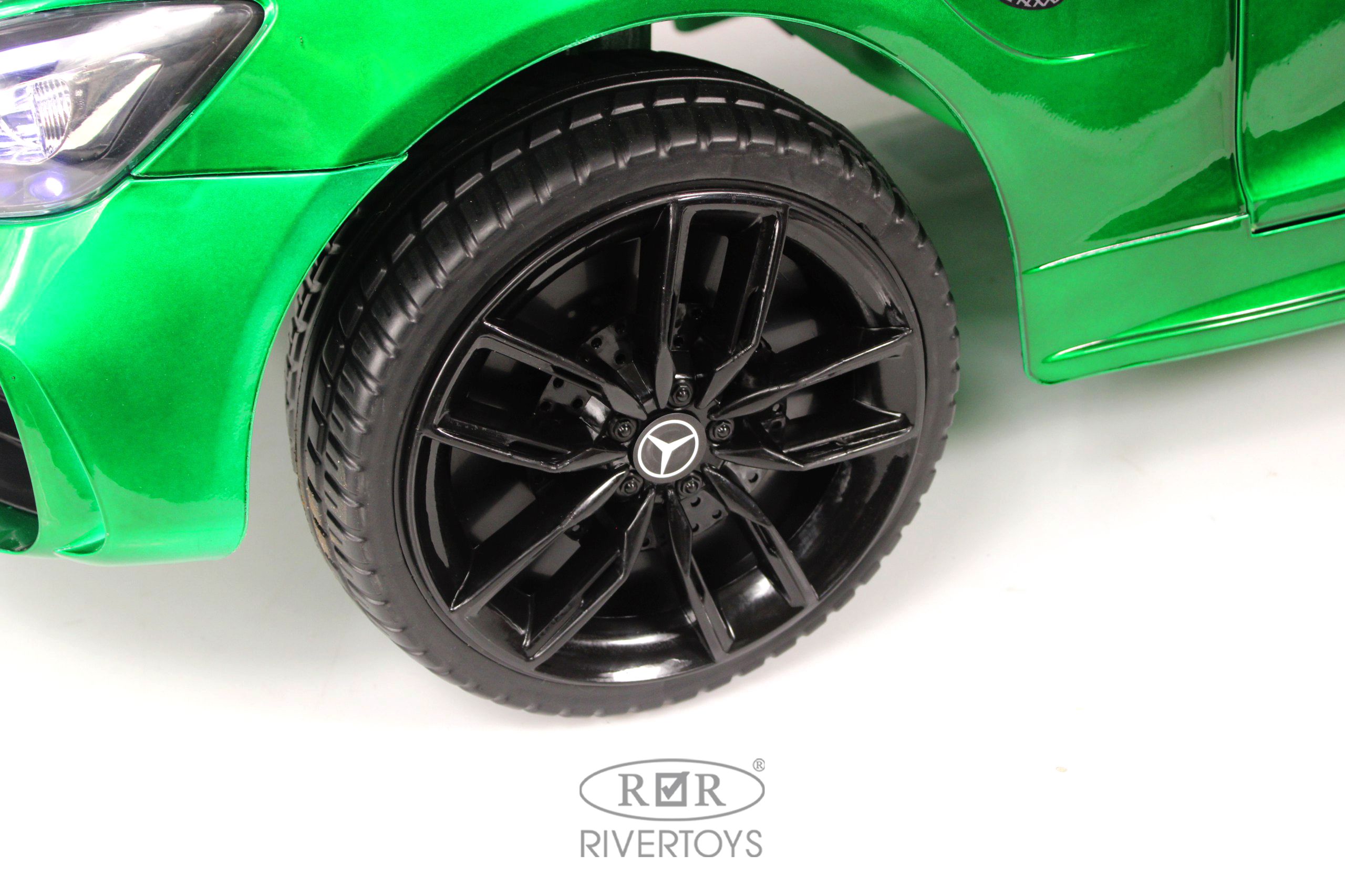 Электромобиль RIVERTOYS Mercedes X777XX-AMG-GREEN-GLANEC С пультом ДУ - фото 4