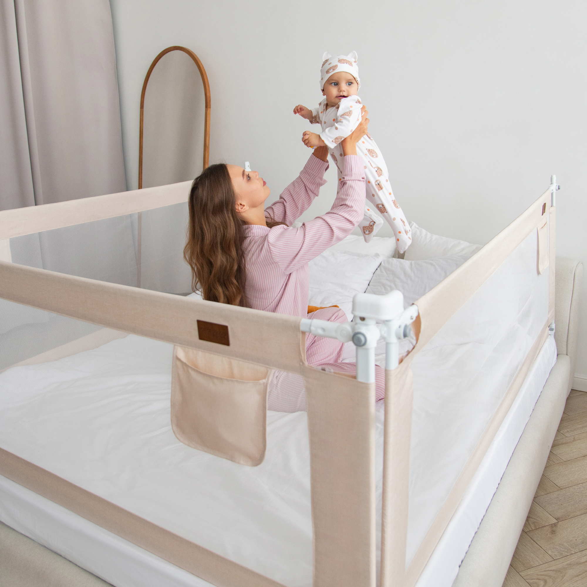 Барьер защитный для кровати Amarobaby Linear бежевый 140 см. - фото 22