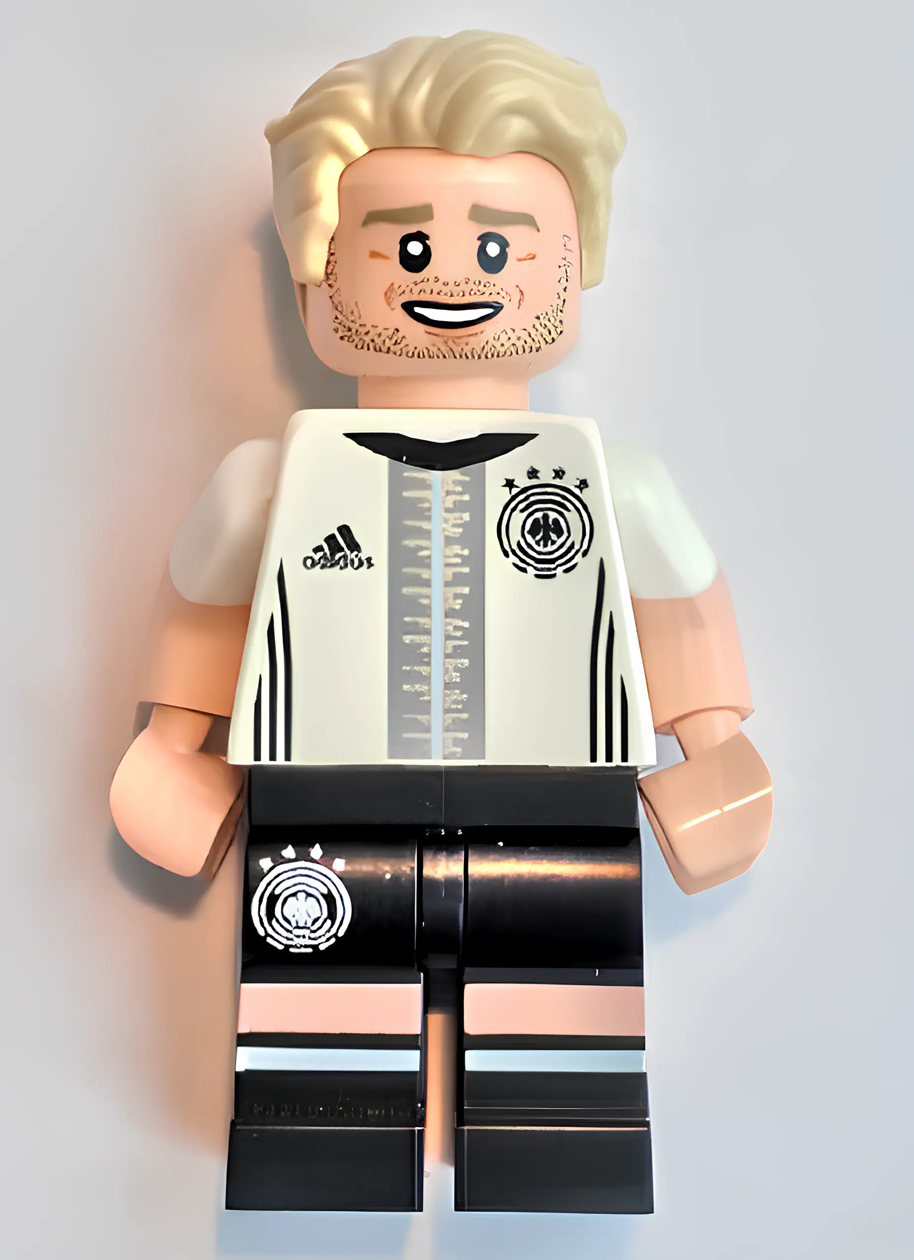 Фигурка LEGO André Schürrle Deutscher - фото 1