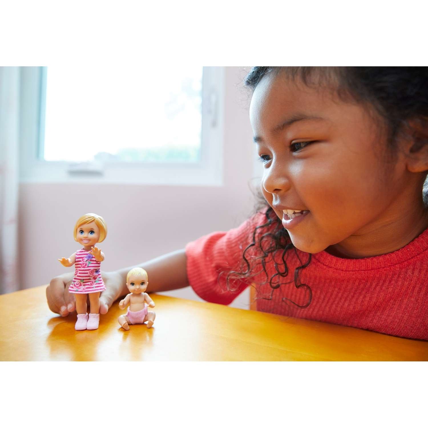 Кукла модельная Barbie GFL30 - фото 6