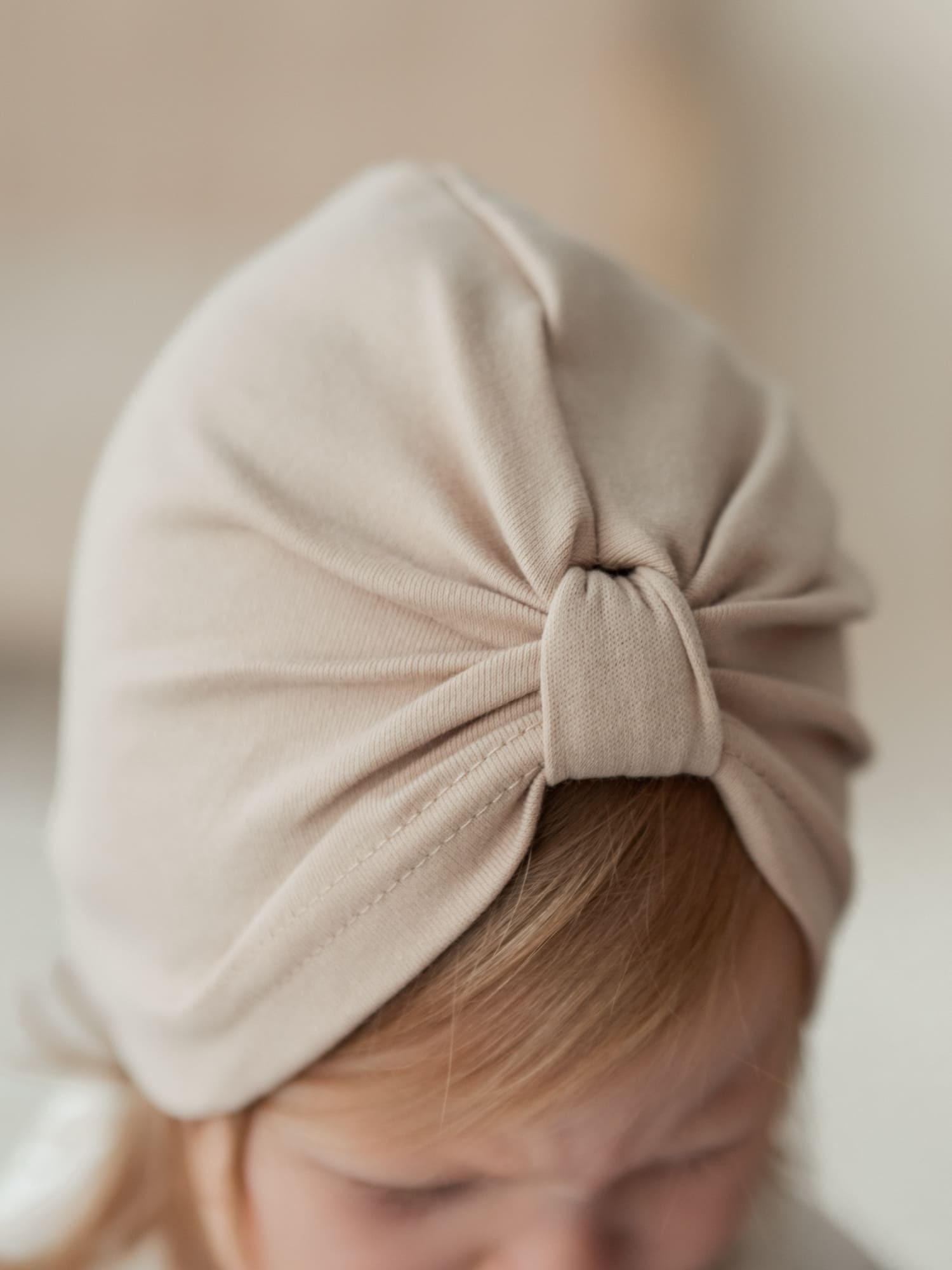 Шапка-тюрбан BUNGLY 1R7879/Крем-брюле - фото 3