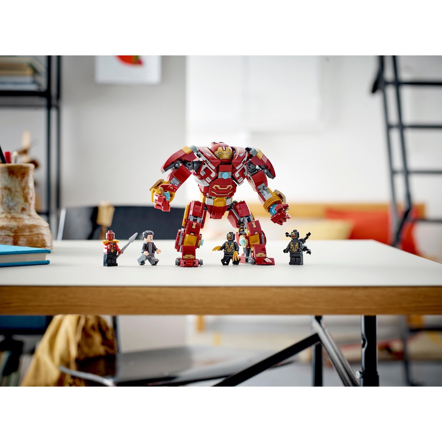 Конструктор LEGO Marvel Super Heroes Халкбастер: битва за Ваканду блочный - фото 7